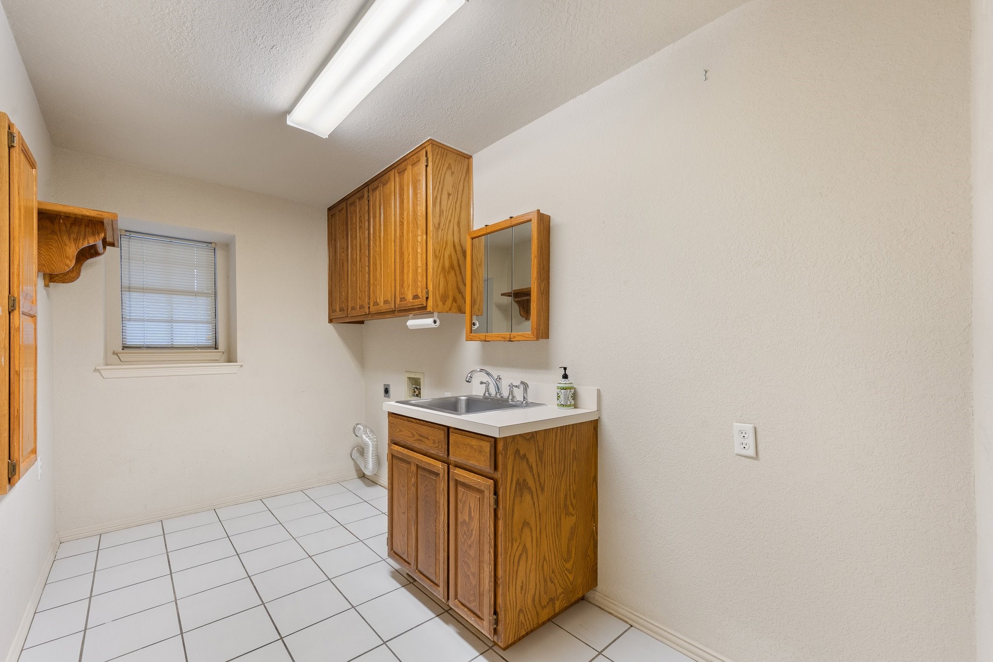 413 Lincoln Oaks Drive Burleson TX 76028