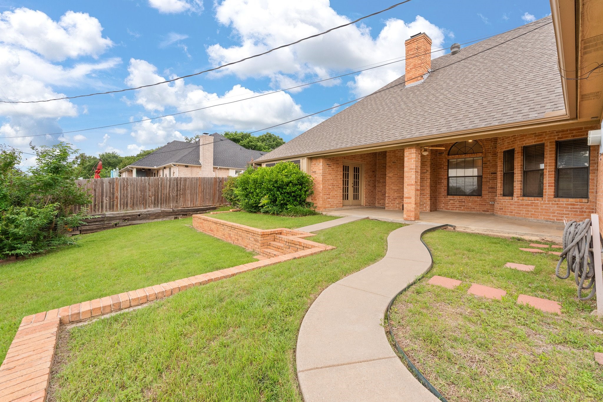 413 Lincoln Oaks Drive Burleson TX 76028