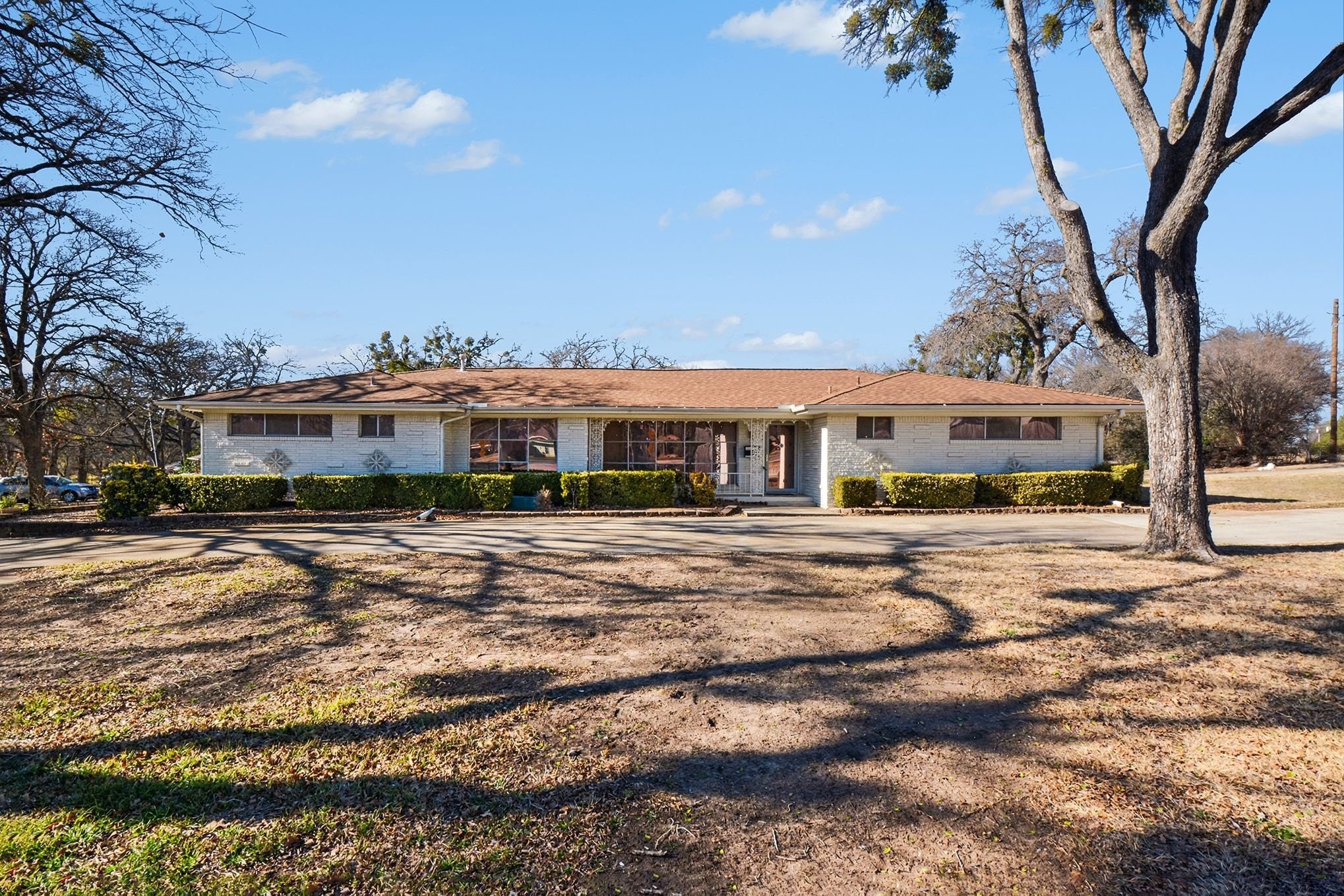 215 E Huitt Lane Euless TX 76040