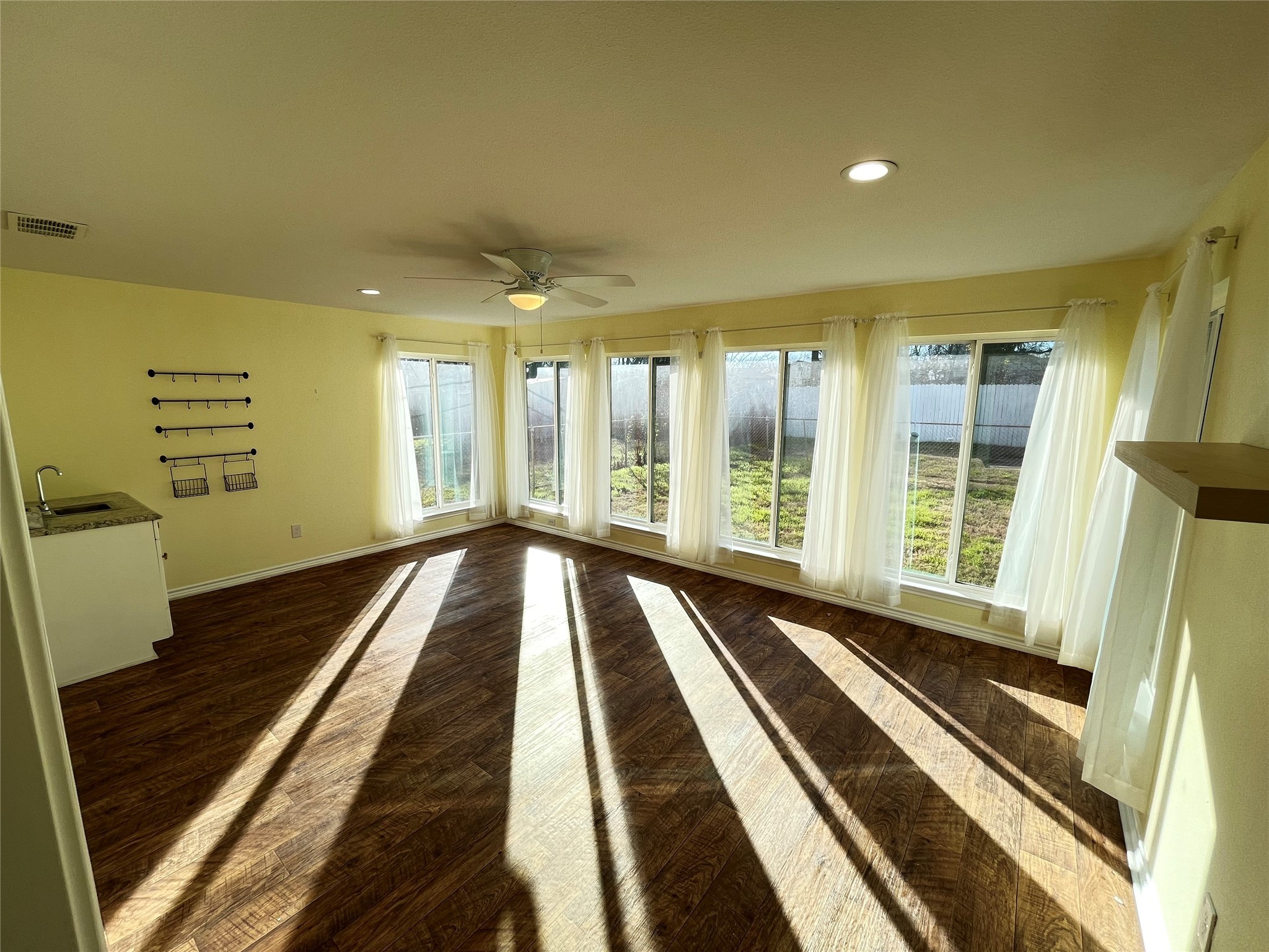 3912 James Avenue Fort Worth TX 76110
