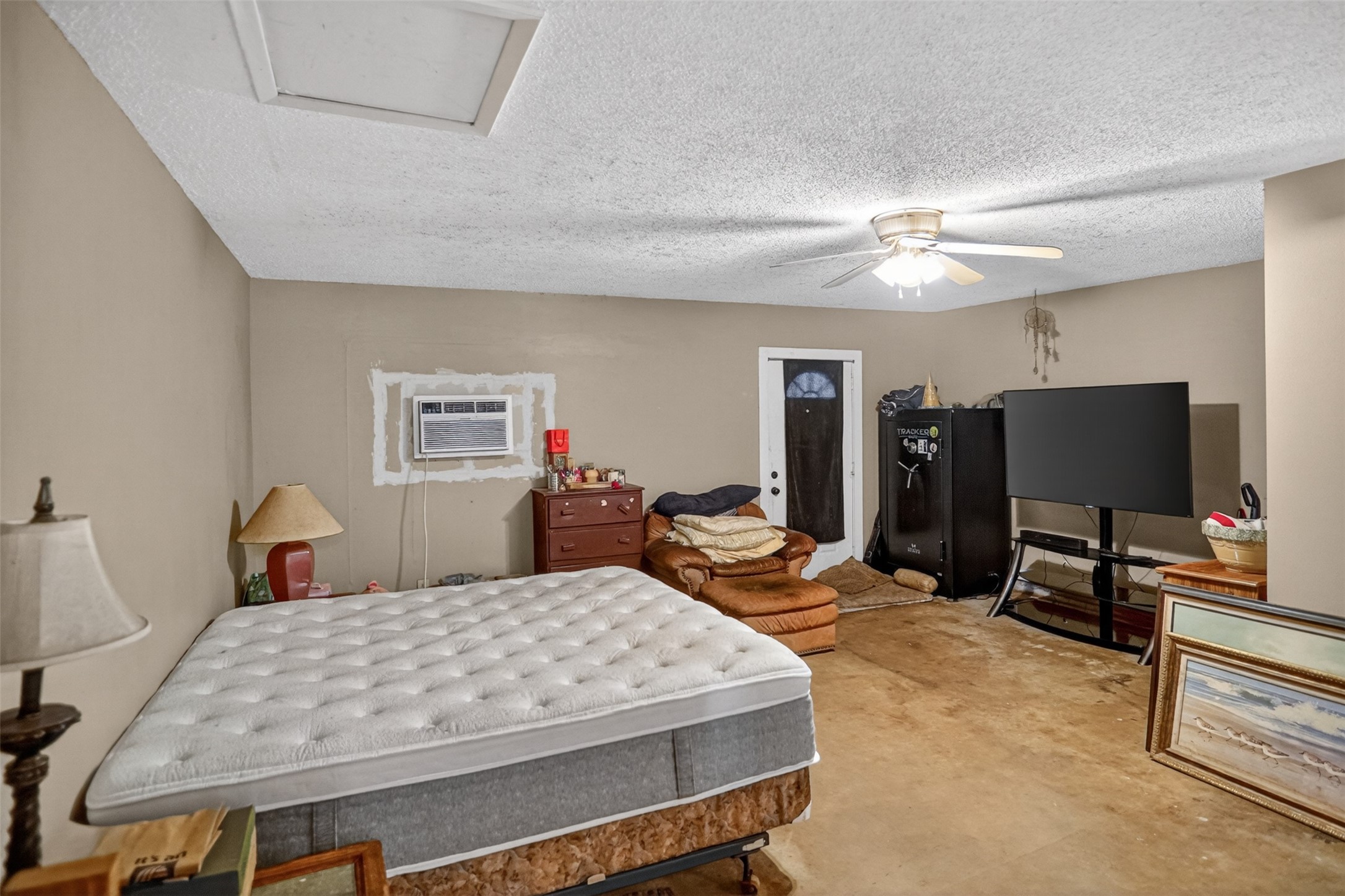615 W North Street Blossom TX 75416