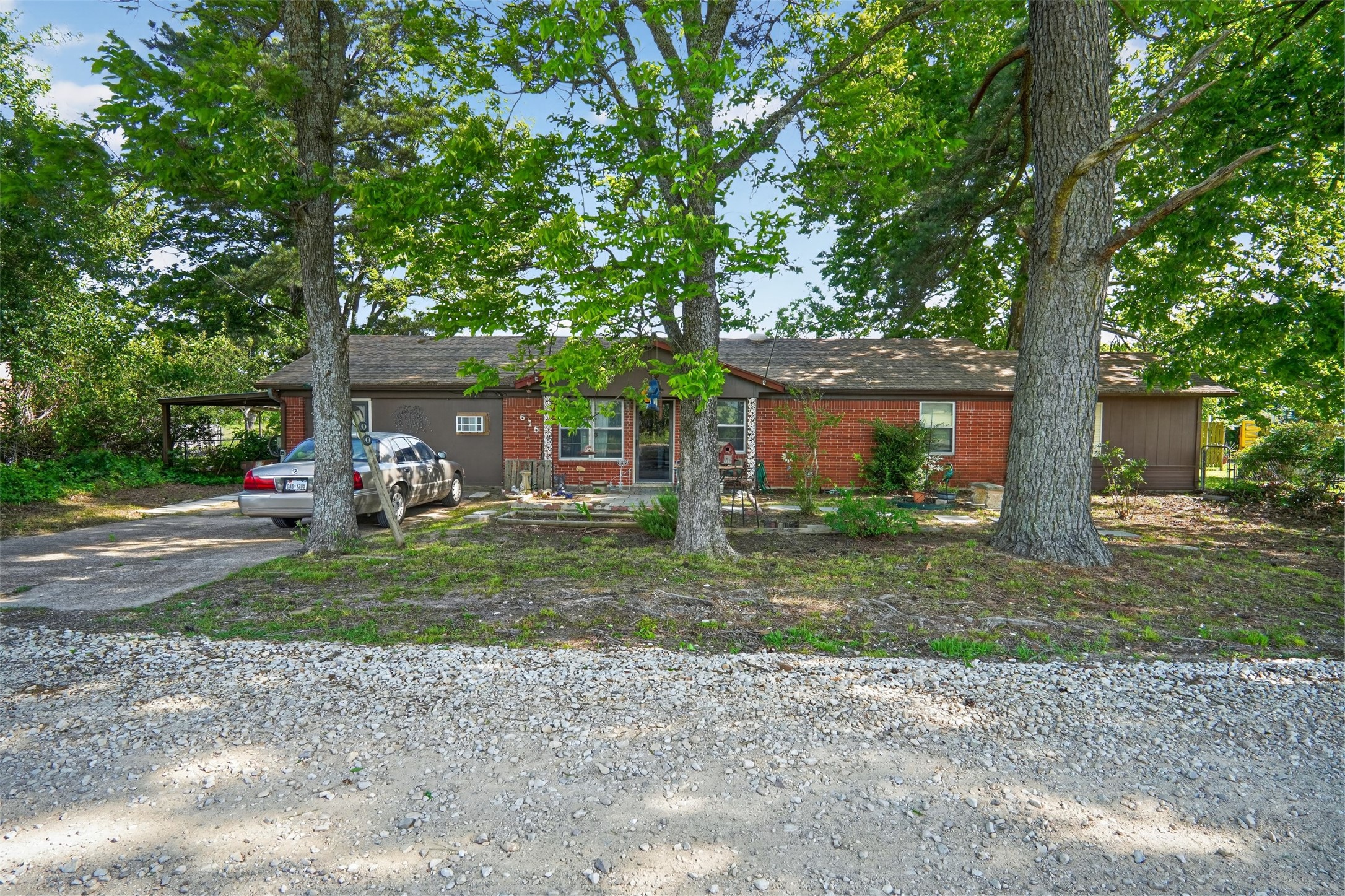 615 W North Street Blossom TX 75416