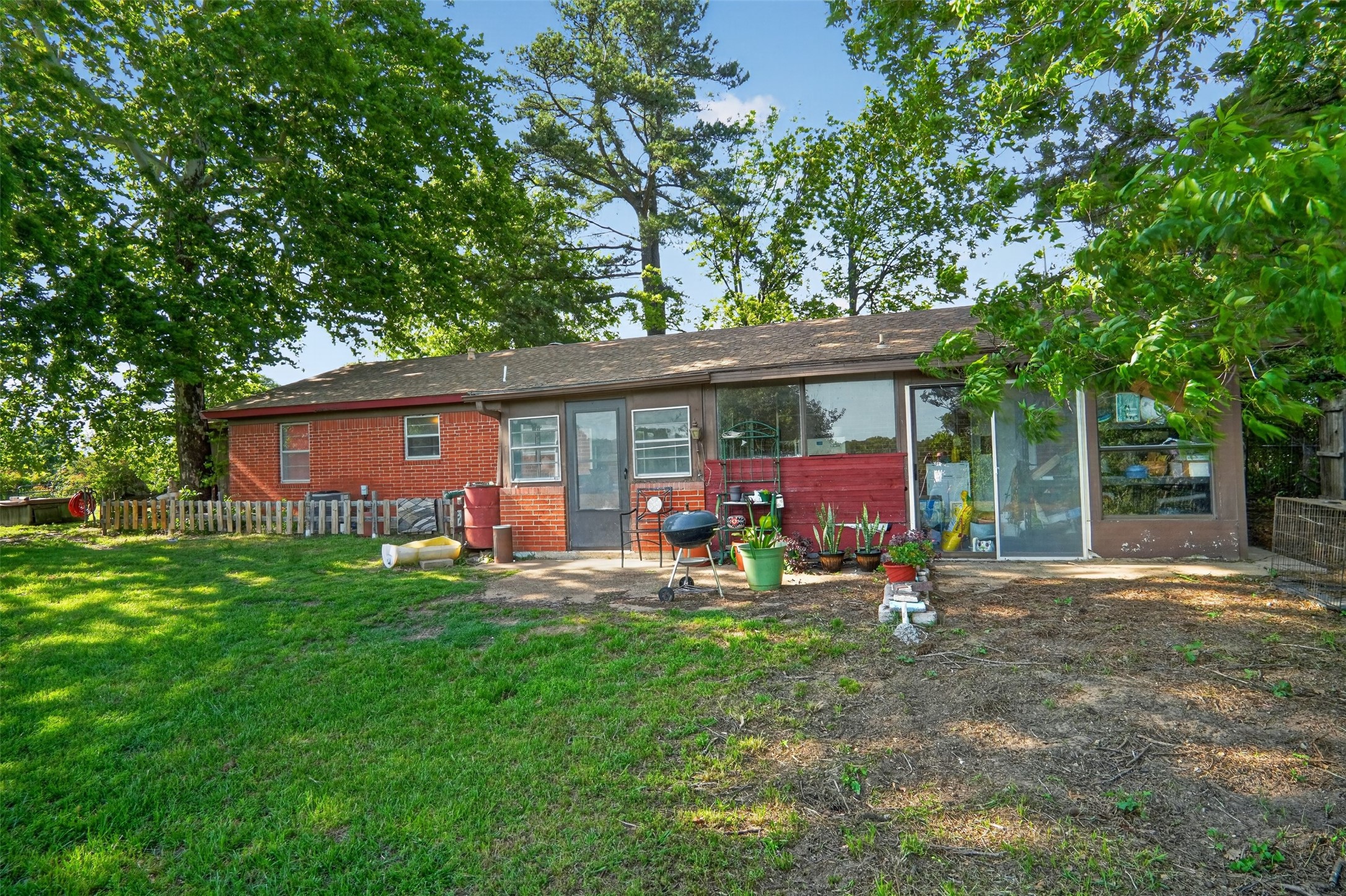 615 W North Street Blossom TX 75416