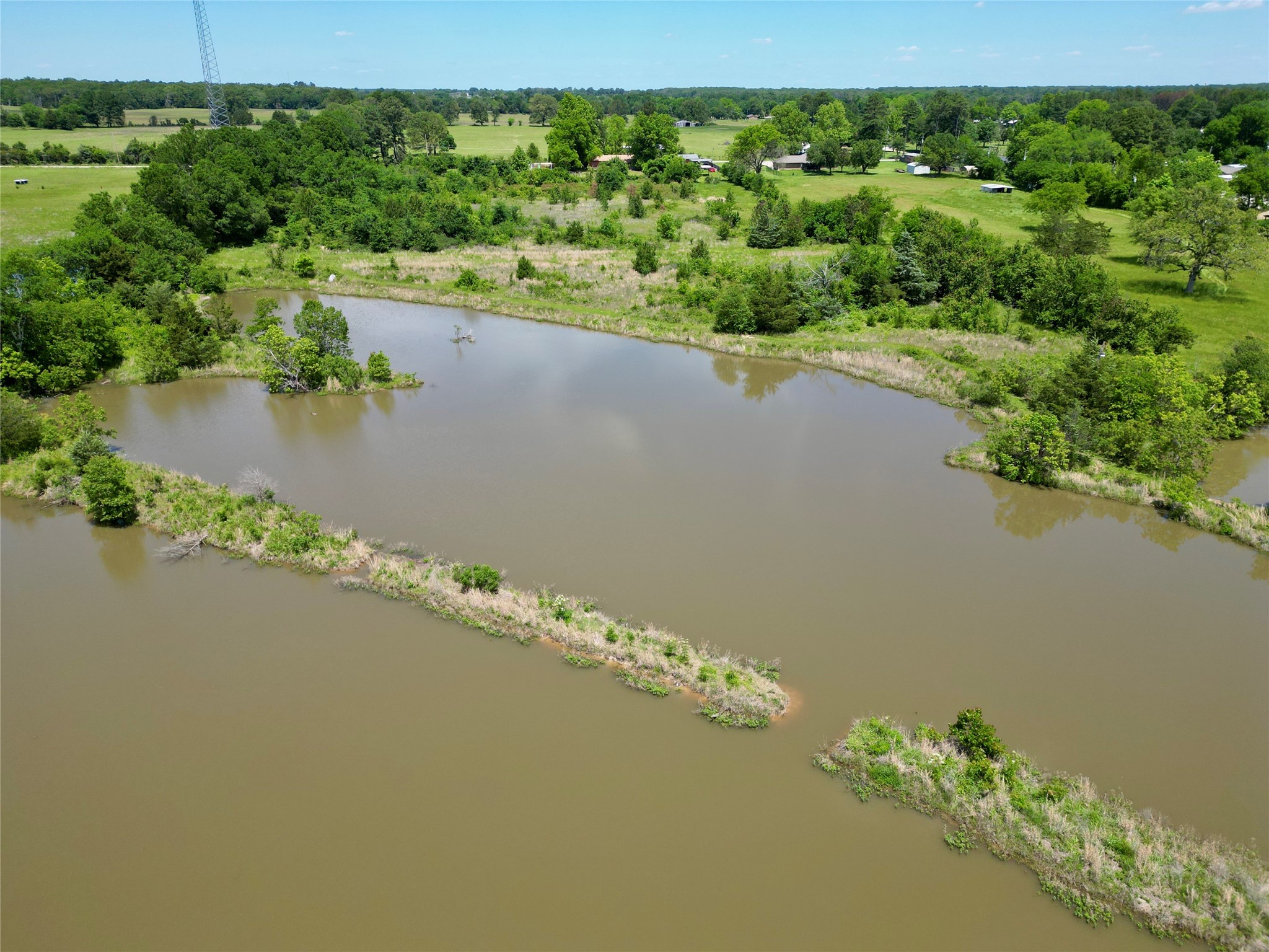 615 W North Street Blossom TX 75416