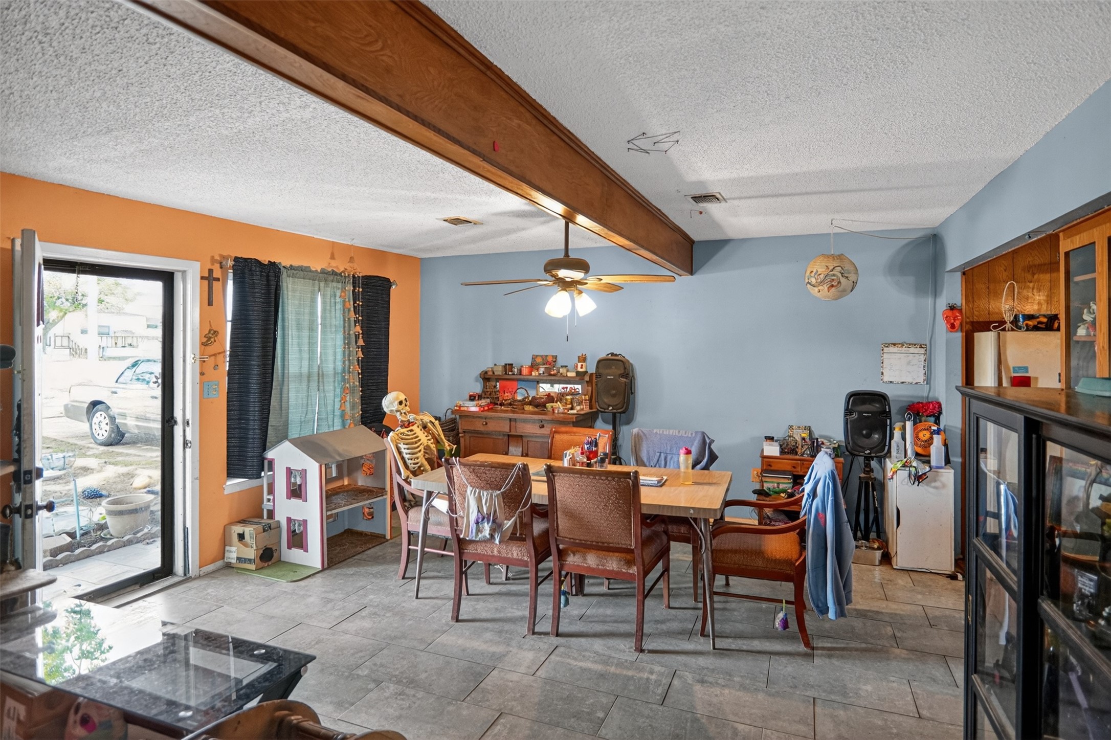 615 W North Street Blossom TX 75416