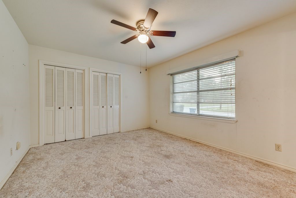 305 W 2nd North Street Kaufman TX 75142
