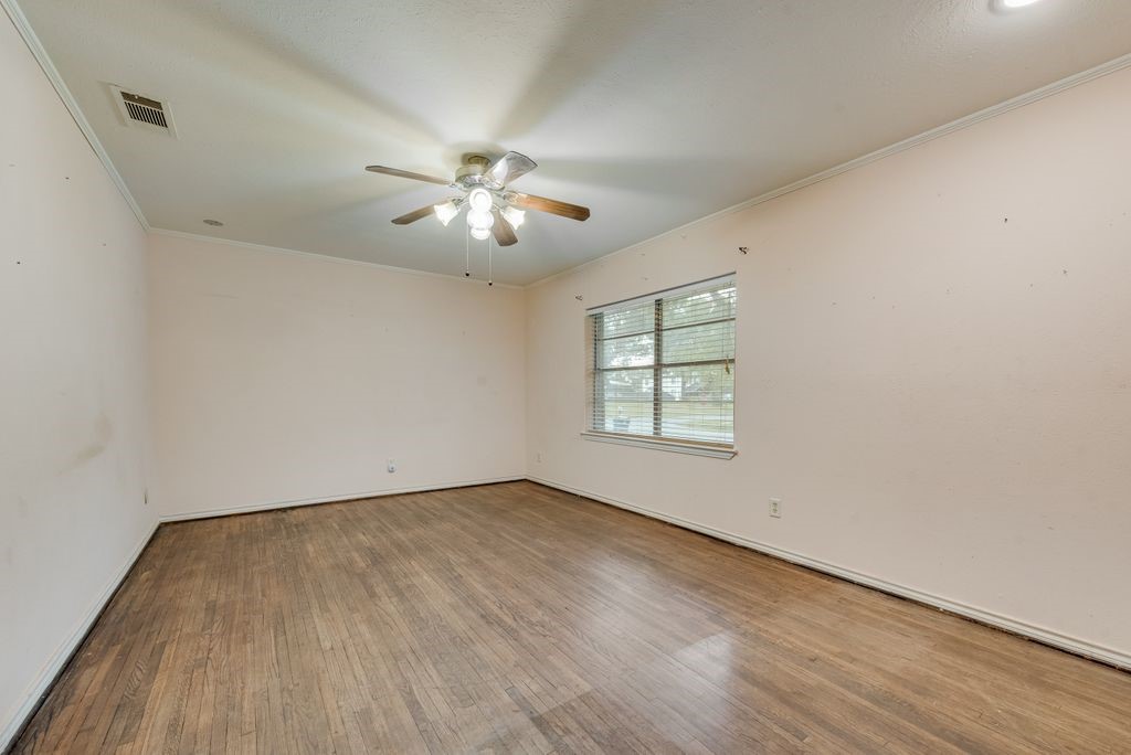 305 W 2nd North Street Kaufman TX 75142