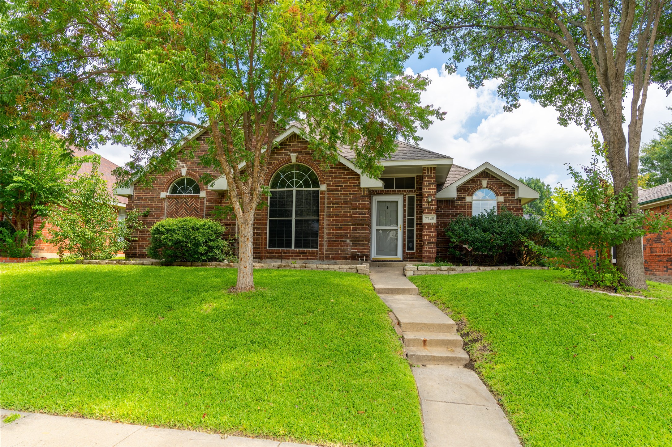 7740 King Arthur Road Frisco TX 75035