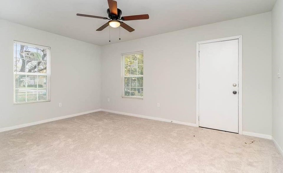 2003 W Bond Street Denison TX 75020