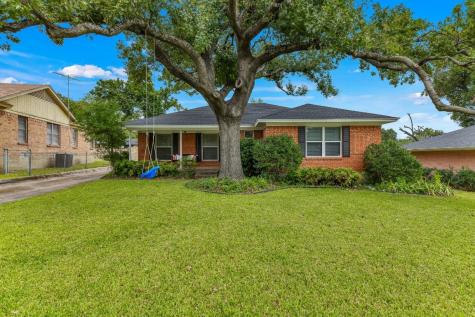 8835 Graywood Drive Dallas TX 75243
