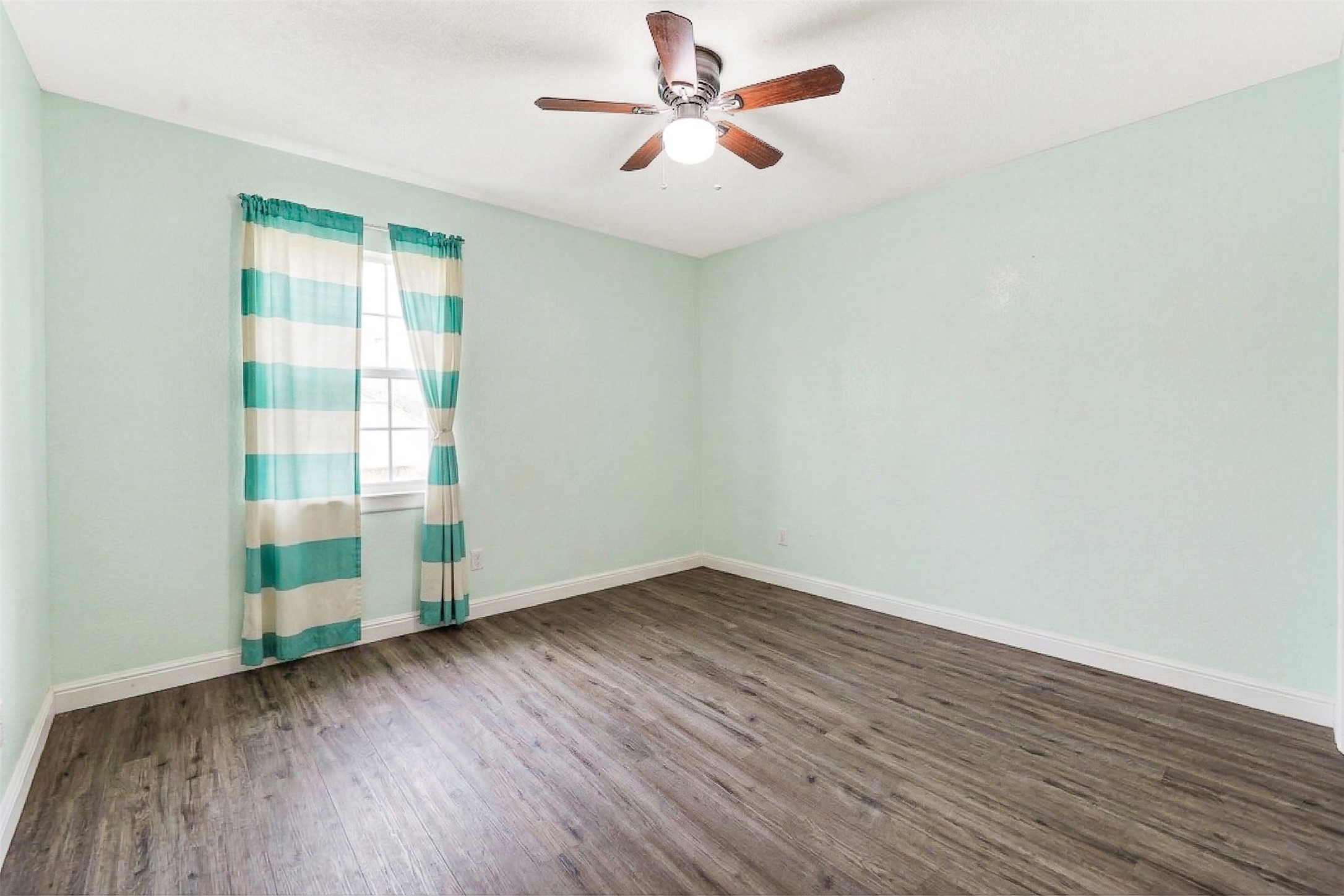 7245 County Road 998 Nevada TX 75173