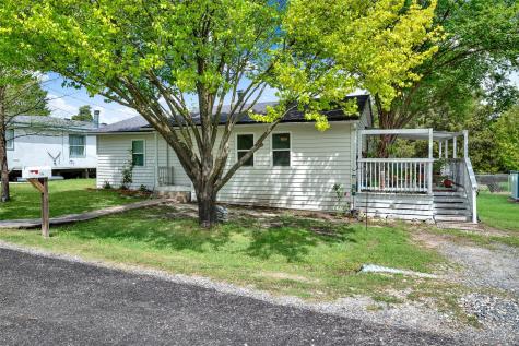 7245 County Road 998 Nevada TX 75173