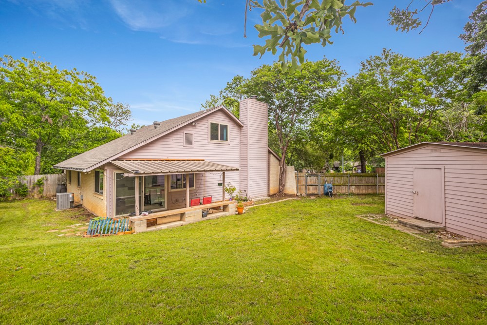 1307 Shady Hollow Euless TX 76039