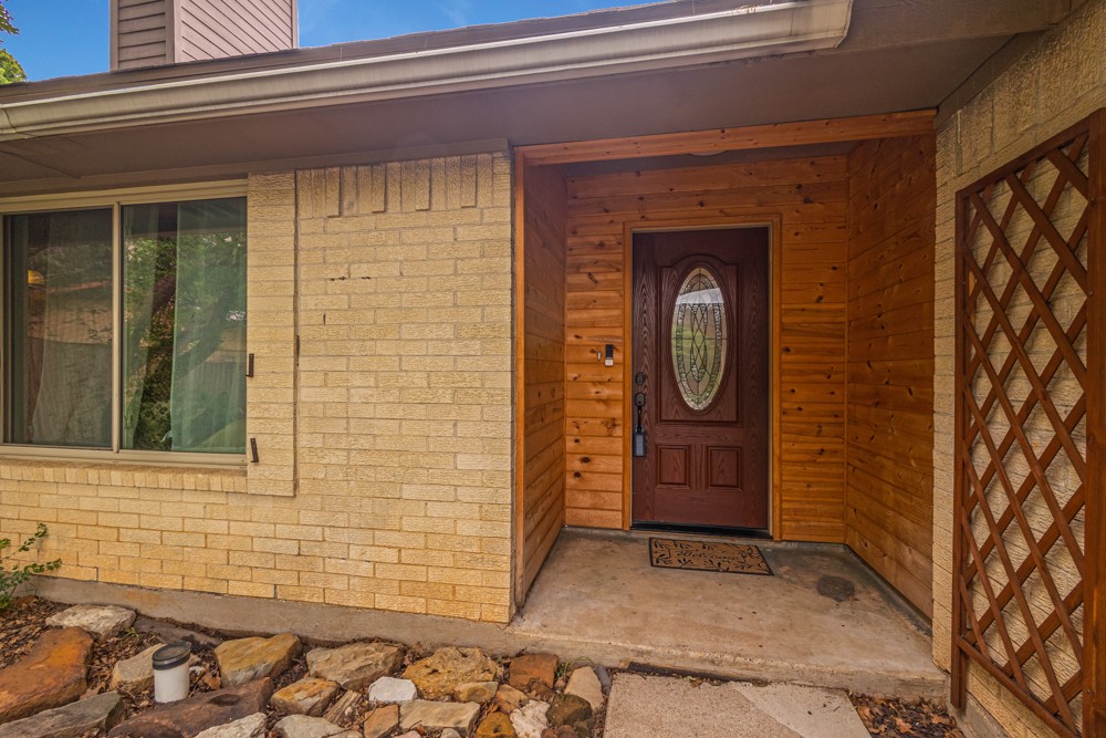 1307 Shady Hollow Euless TX 76039