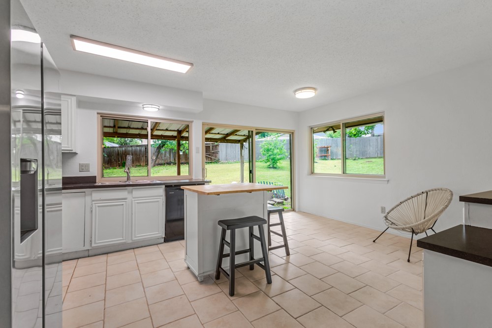 1307 Shady Hollow Euless TX 76039