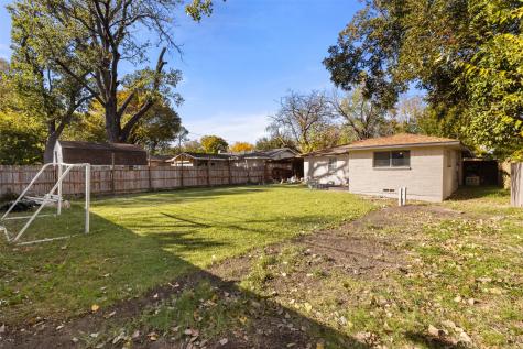 804 Melrose Street Garland TX 75040