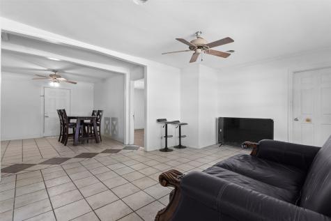 804 Melrose Street Garland TX 75040