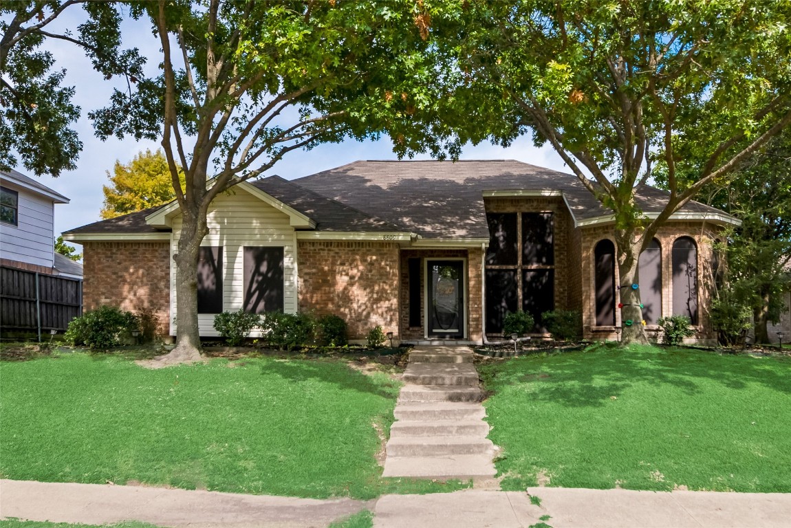 8809 Wood Glen Drive Rowlett TX 75088