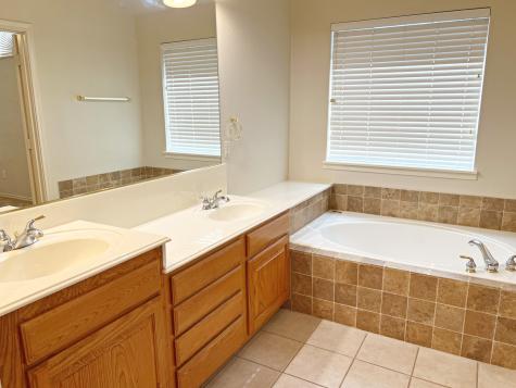 529 Continental Drive Lewisville TX 75067