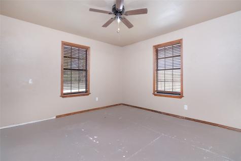 502 Barnett Street Eden TX 76837