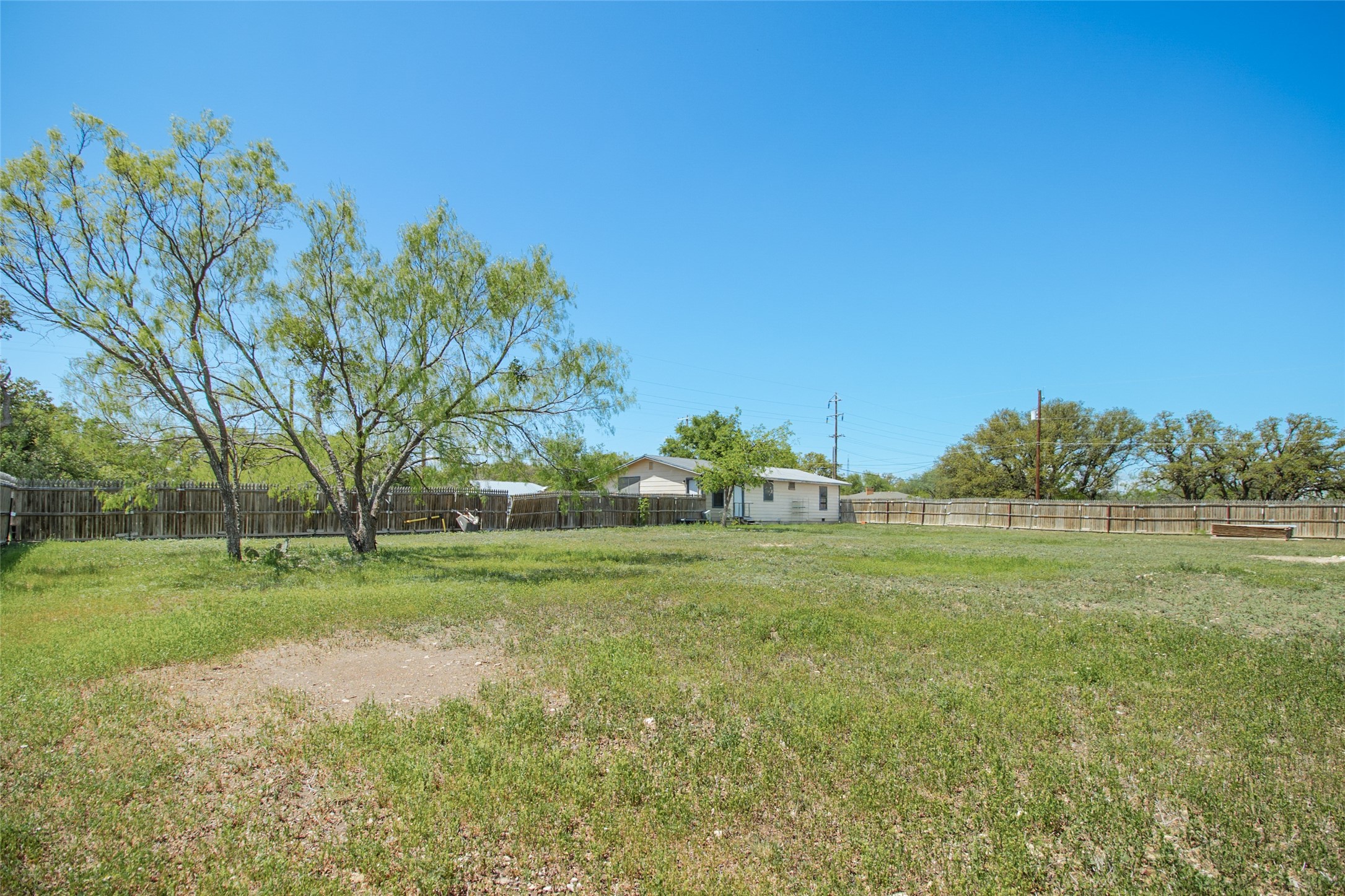 502 Barnett Street Eden TX 76837