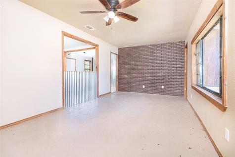 502 Barnett Street Eden TX 76837