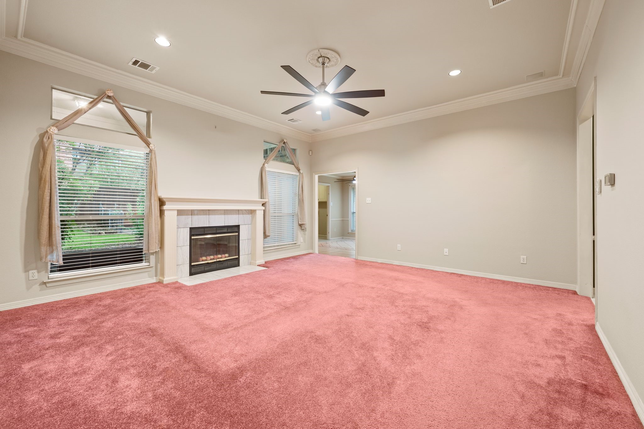 924 Hardie Street Hurst TX 76053