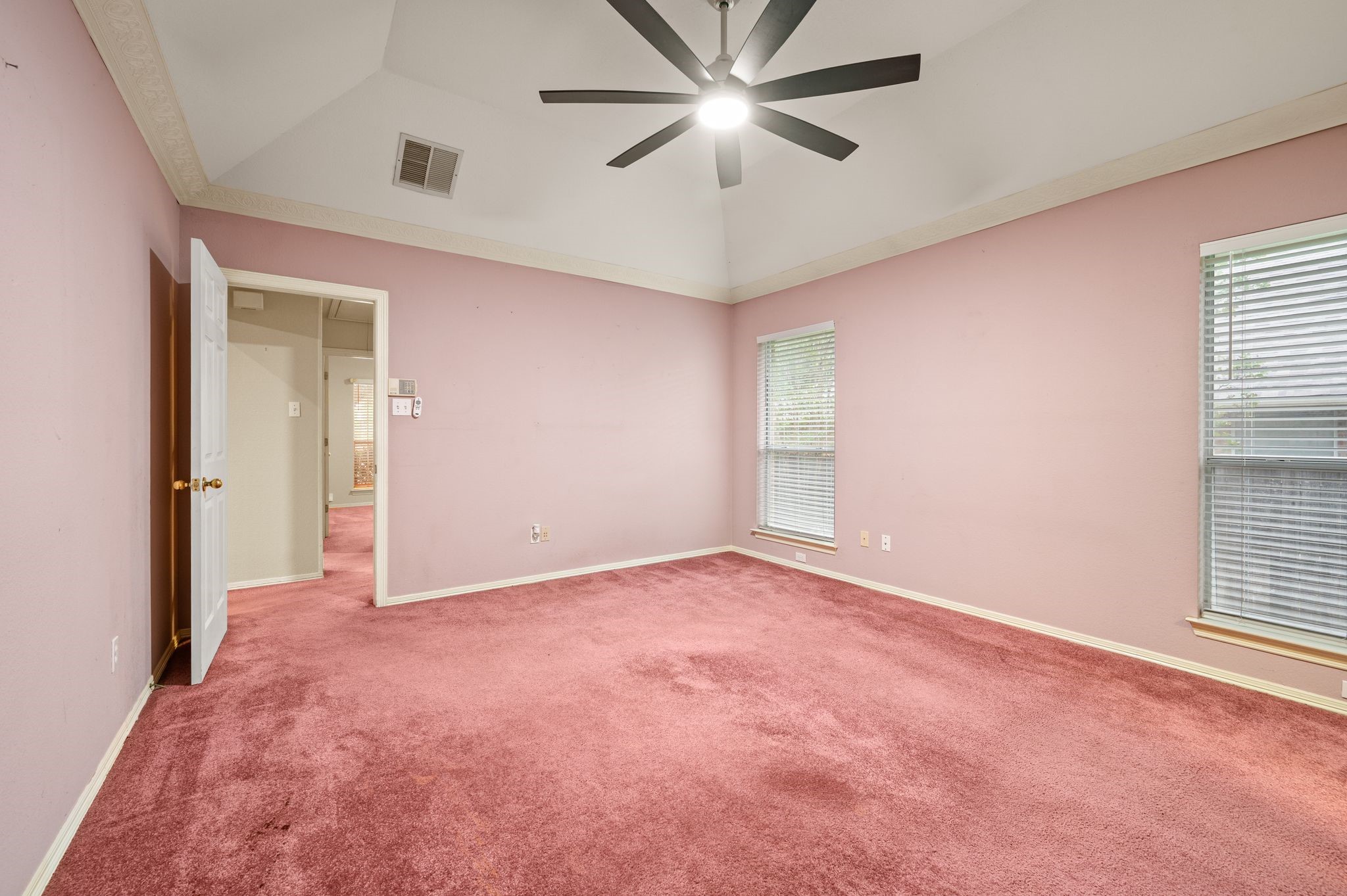 924 Hardie Street Hurst TX 76053
