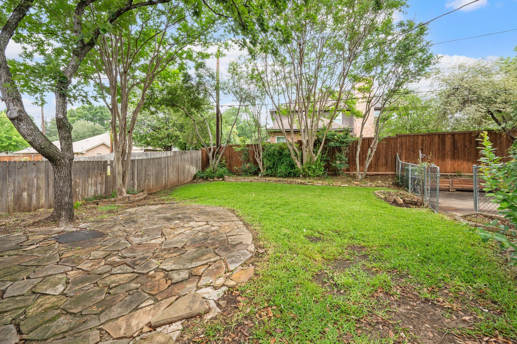 924 Hardie Street Hurst TX 76053