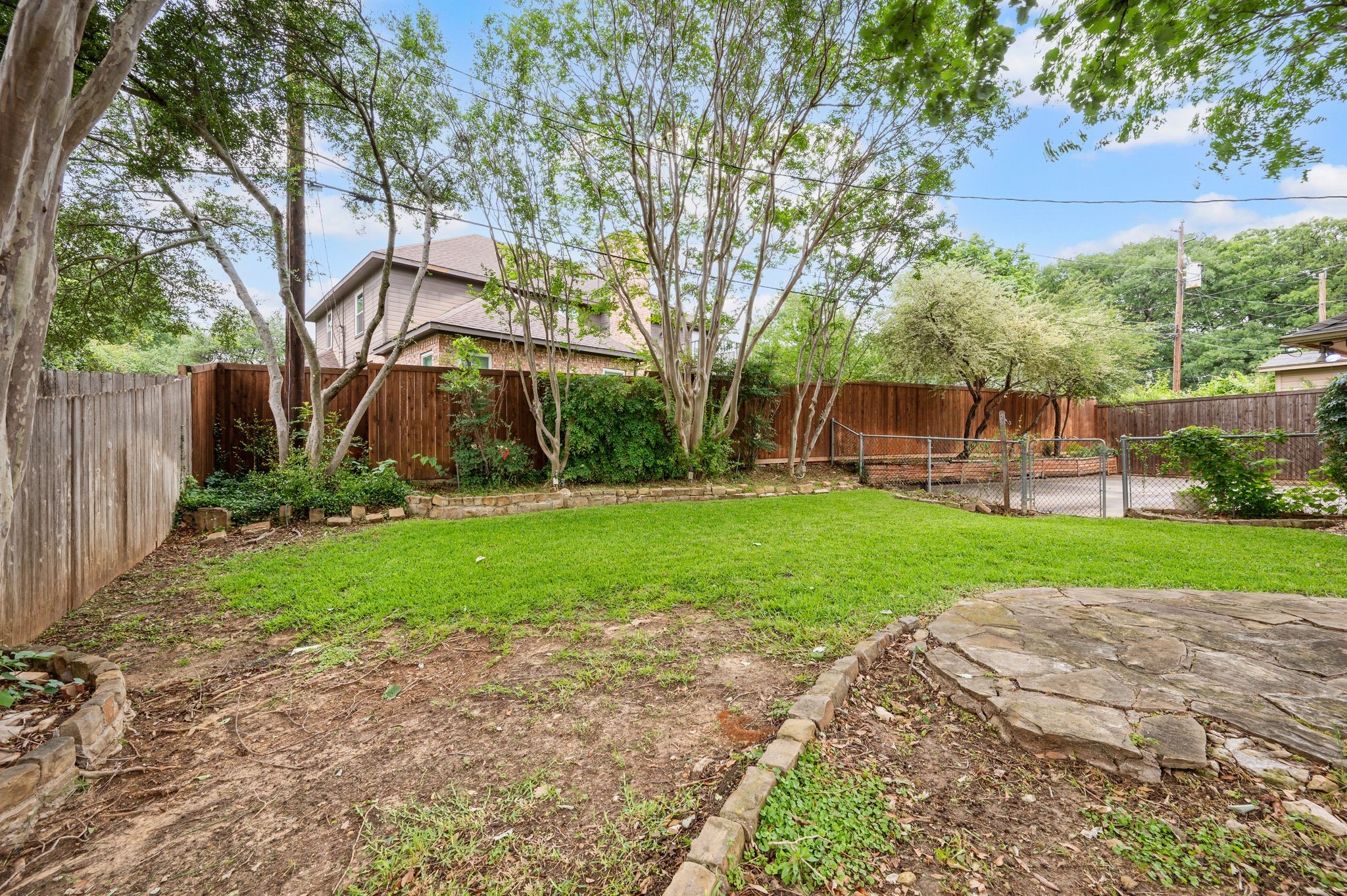 924 Hardie Street Hurst TX 76053