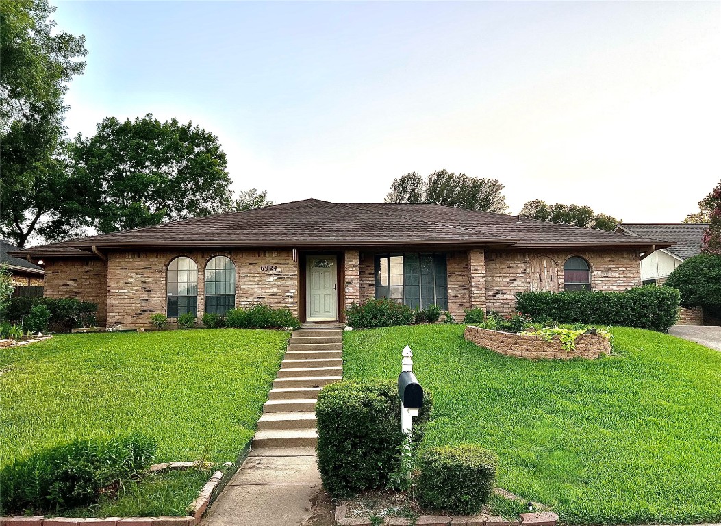 6924 Winchester Place Fort Worth TX 76133