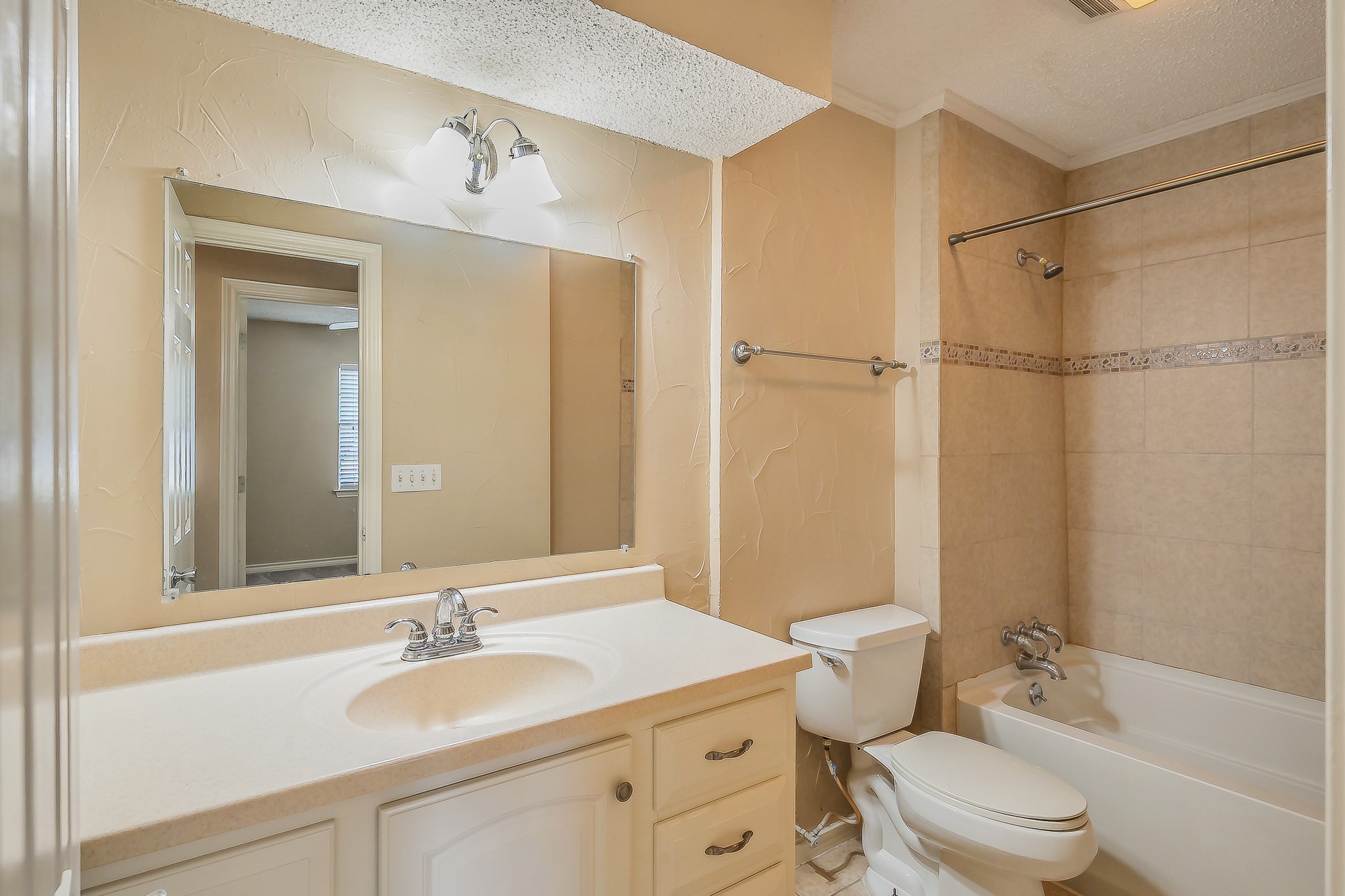 641 Park Lane Highland Village TX 75077