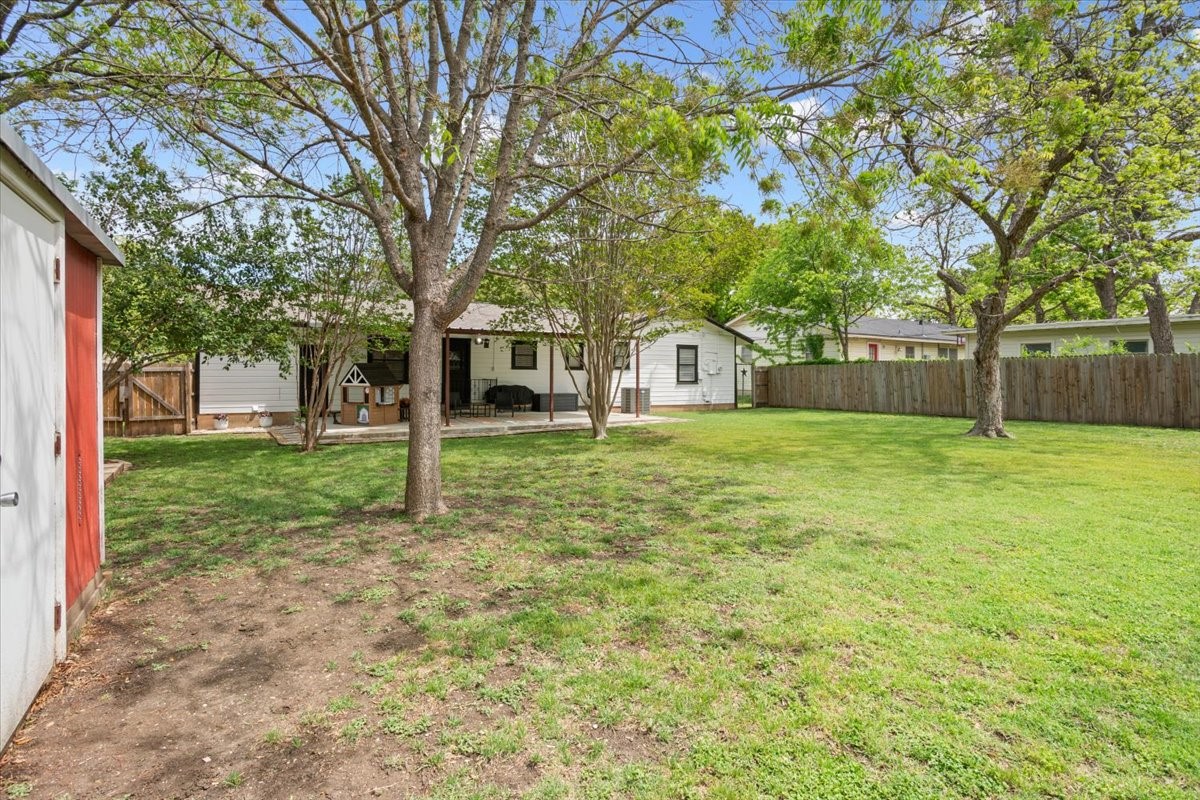 2208 N 51st Street Waco TX 76710