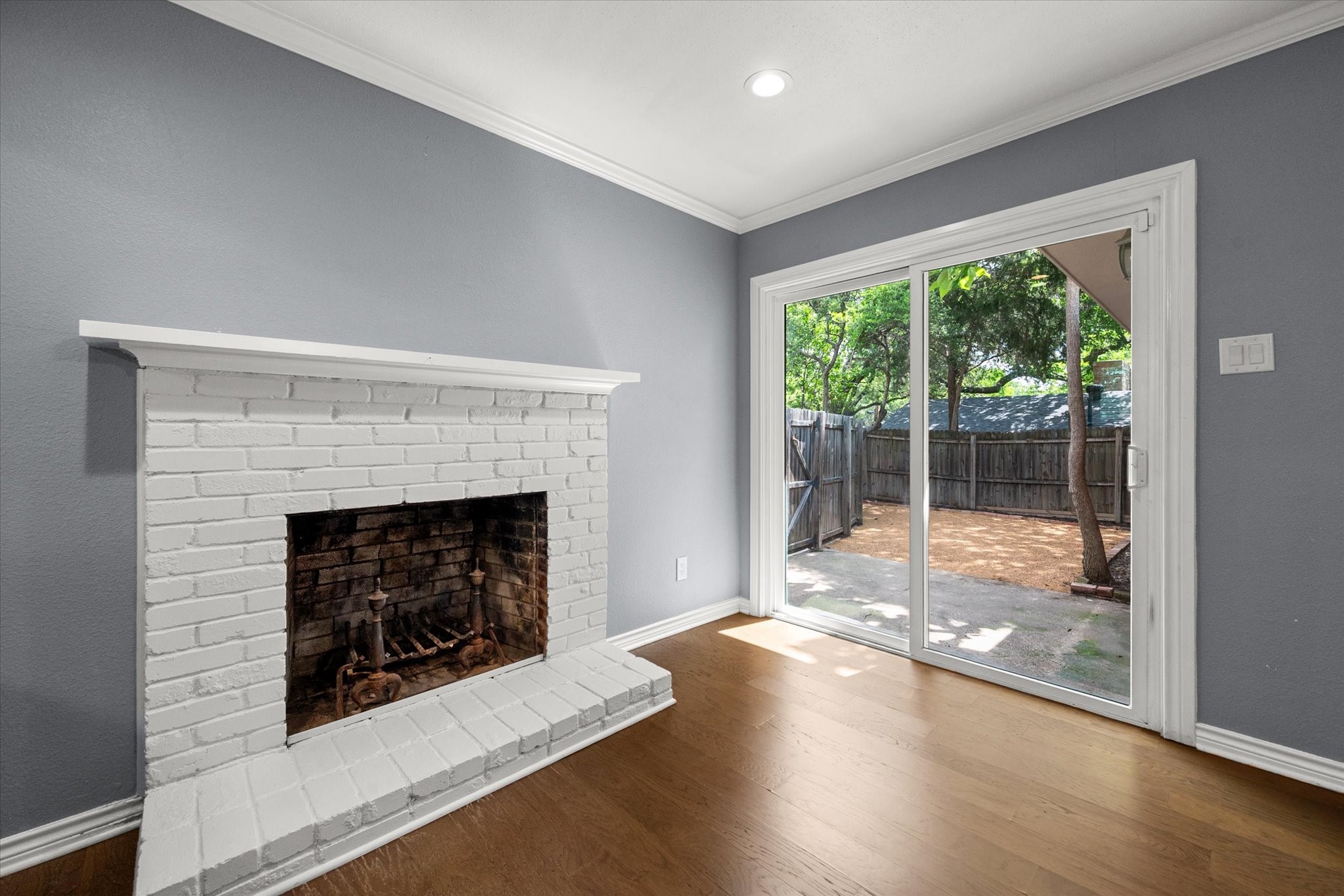 9923 Knoll Krest Drive Dallas TX 75238
