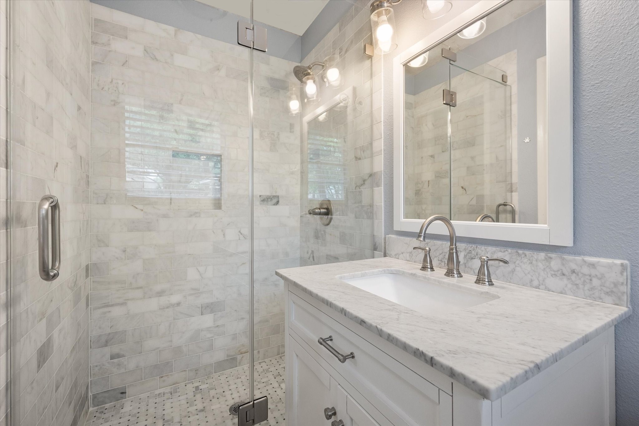 9923 Knoll Krest Drive Dallas TX 75238
