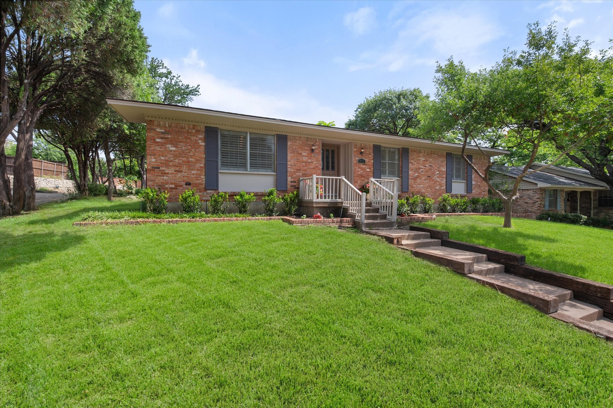 9923 Knoll Krest Drive Dallas TX 75238