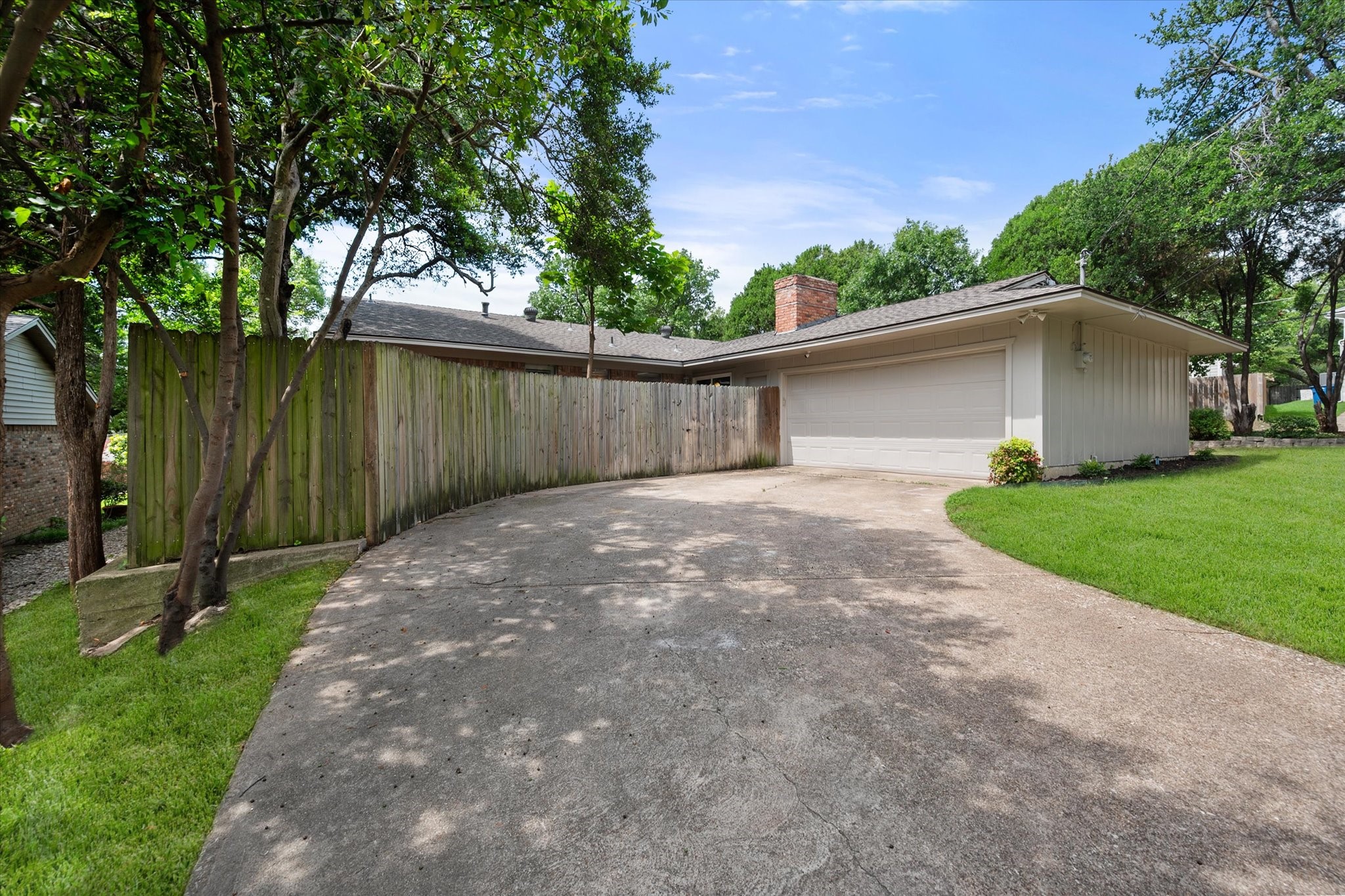 9923 Knoll Krest Drive Dallas TX 75238