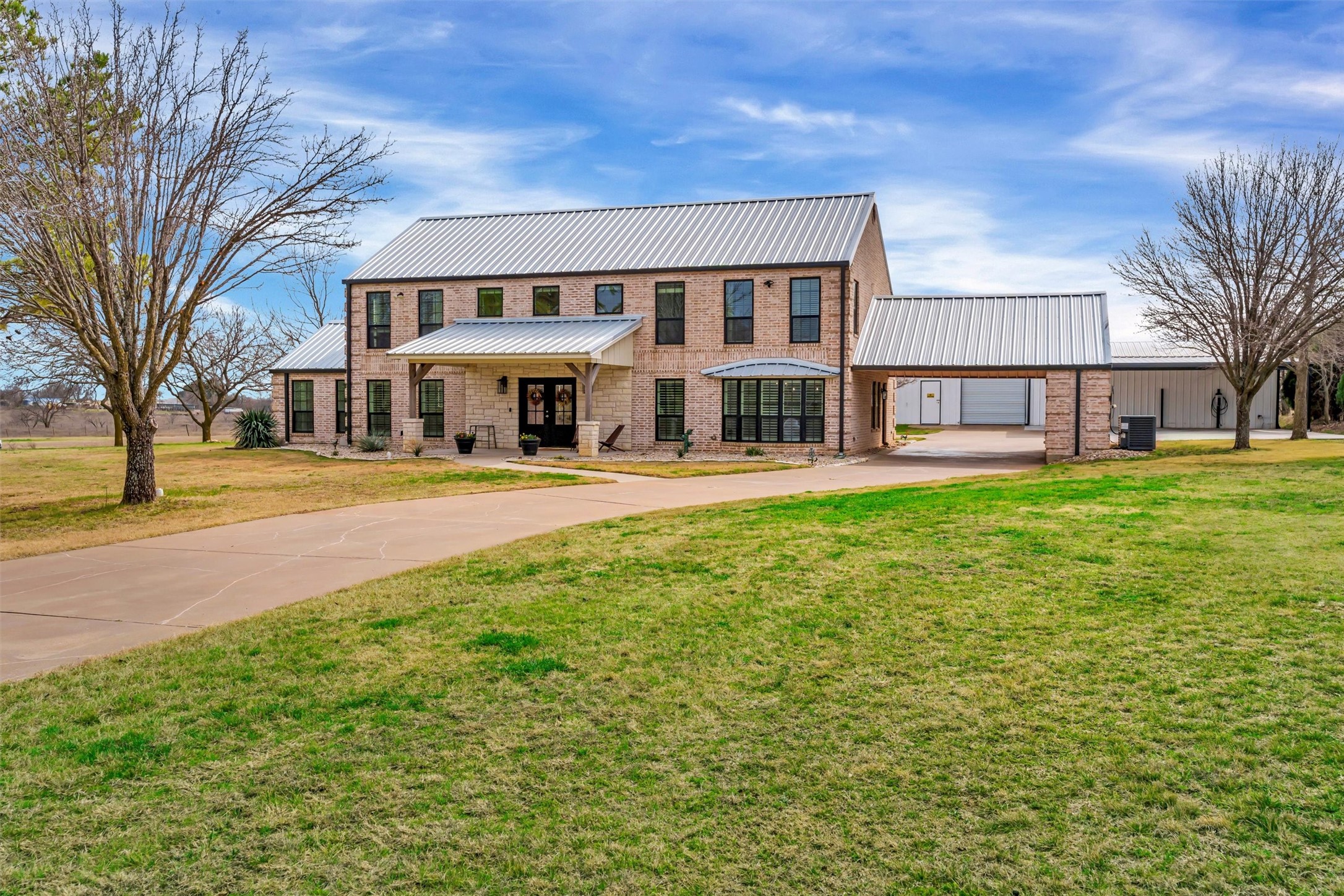 5817 County Road 913 Godley TX 76044