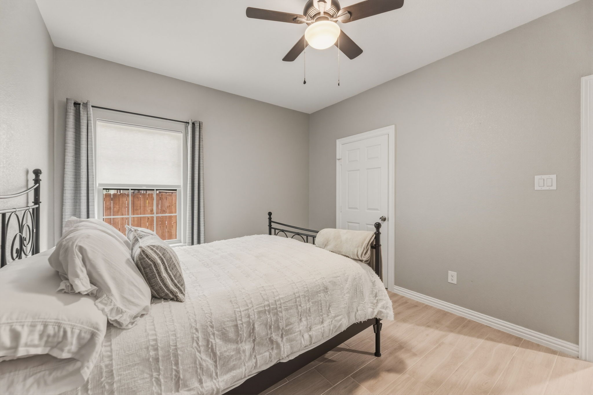 2808 Binyon Fort Worth TX 76133