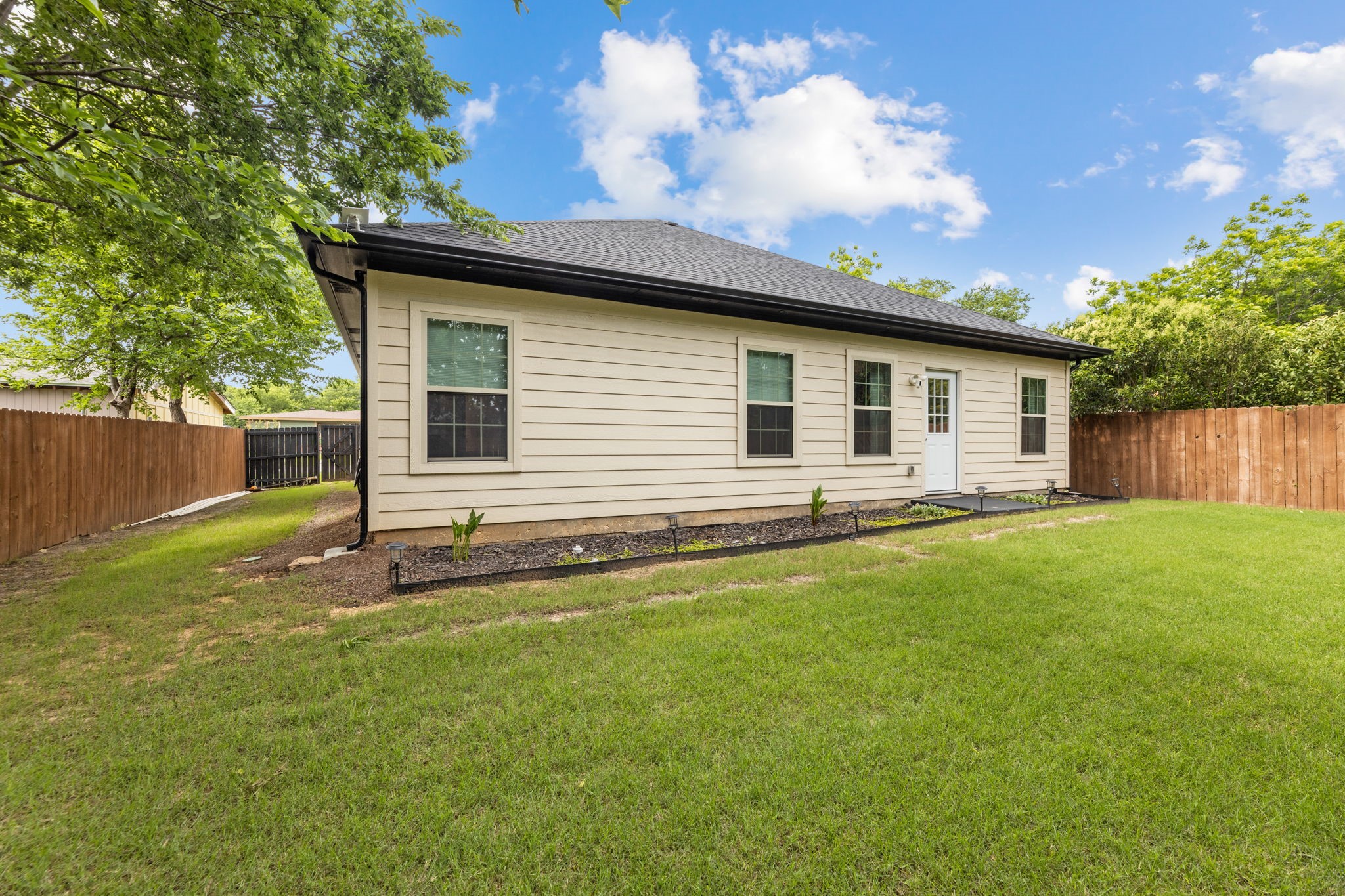 2808 Binyon Fort Worth TX 76133