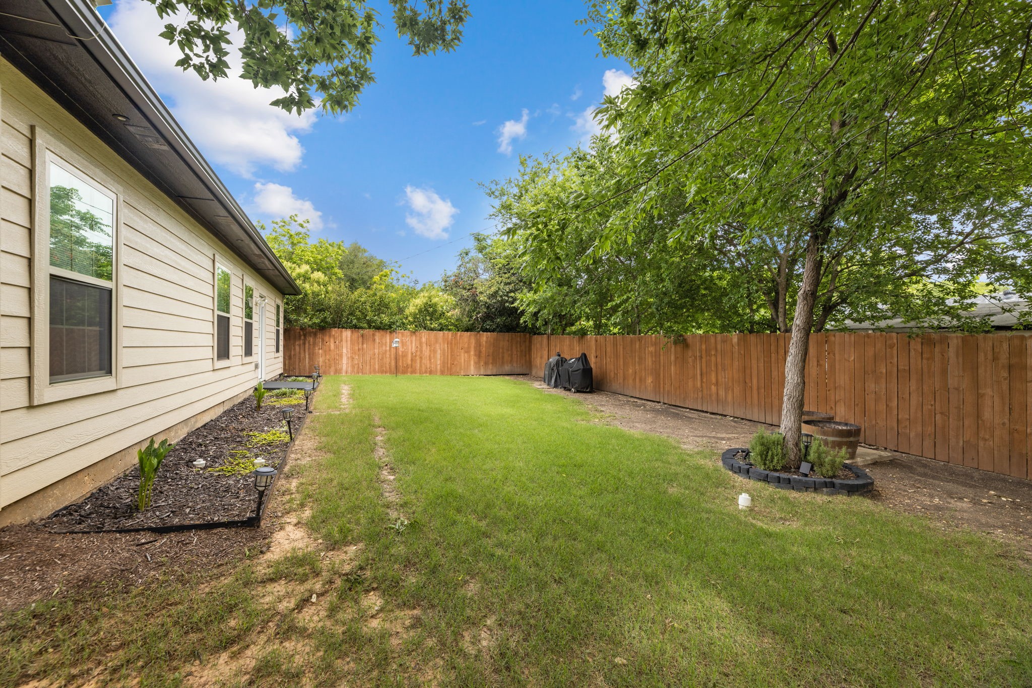 2808 Binyon Fort Worth TX 76133