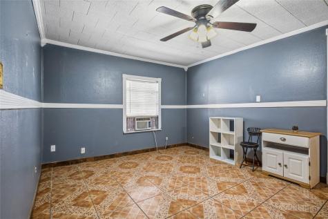 1115 S Hazelwood Street Sherman TX 75090