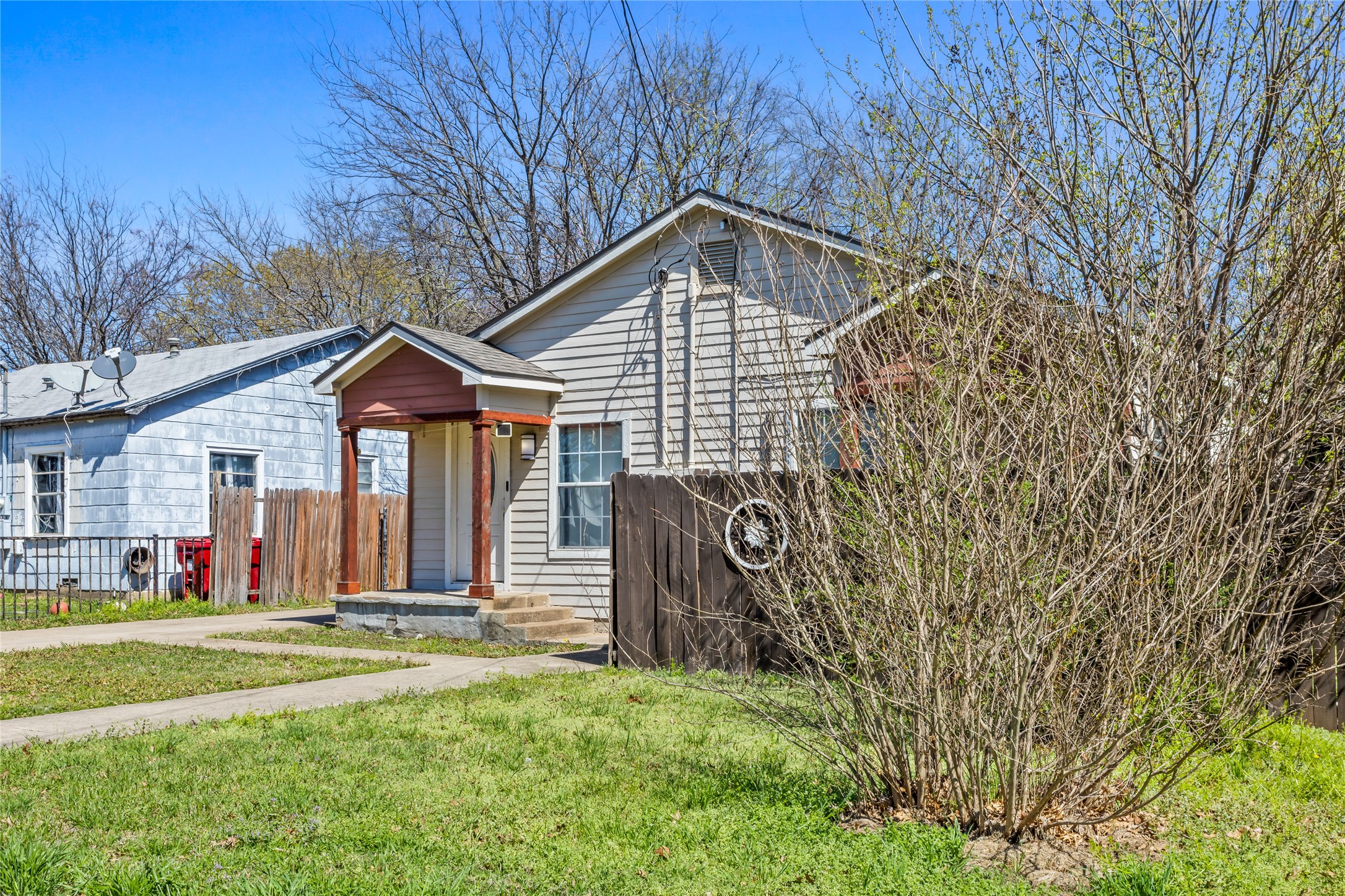 1115 S Hazelwood Street Sherman TX 75090