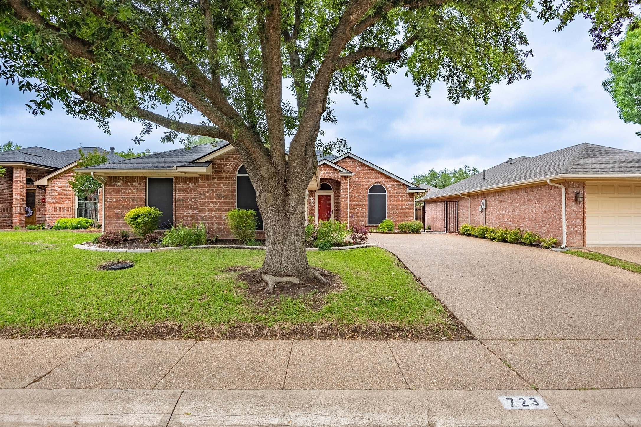 723 Dogwood Lane Waxahachie TX 75165
