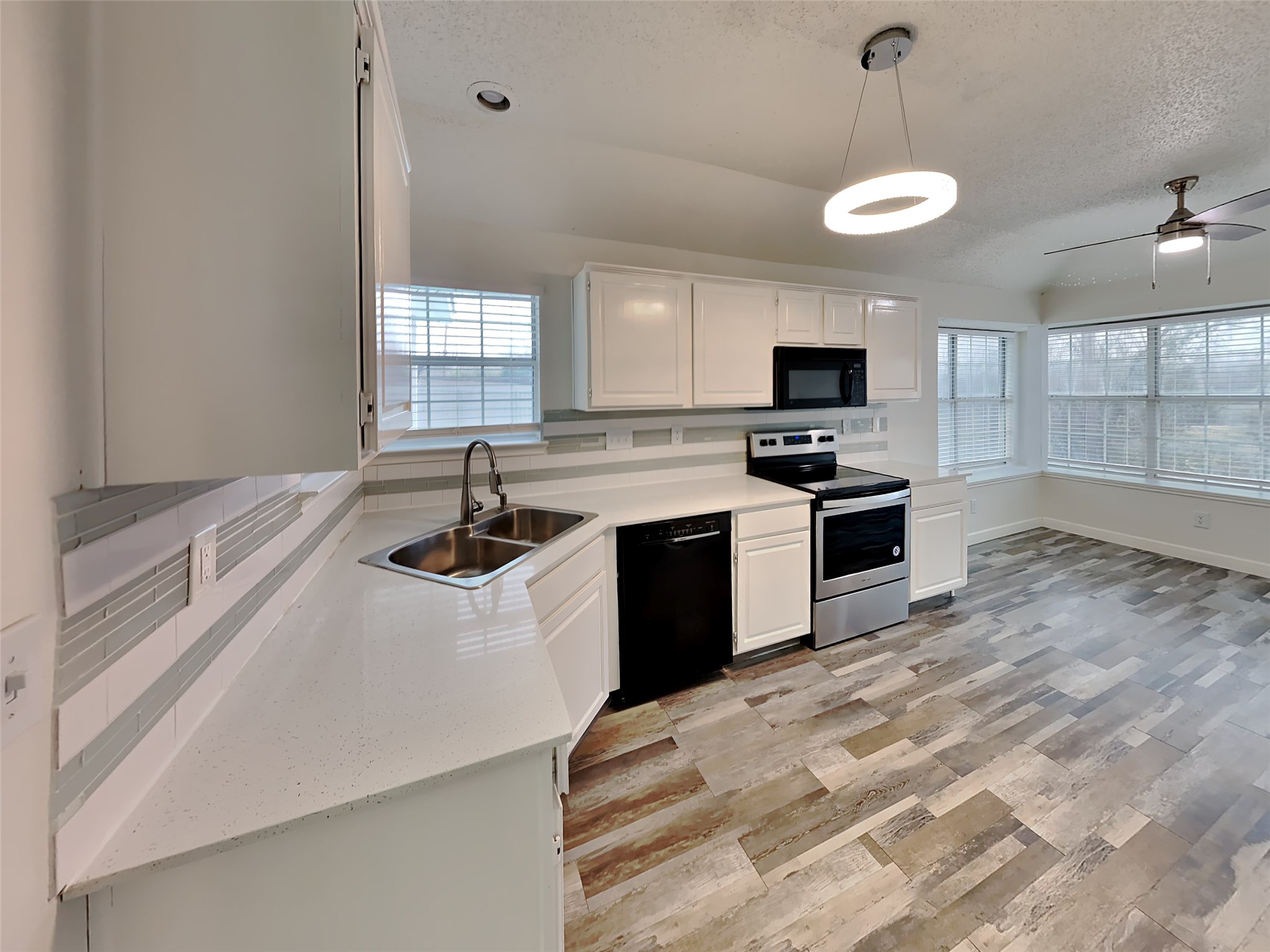 2829 Salado Trail Fort Worth TX 76118