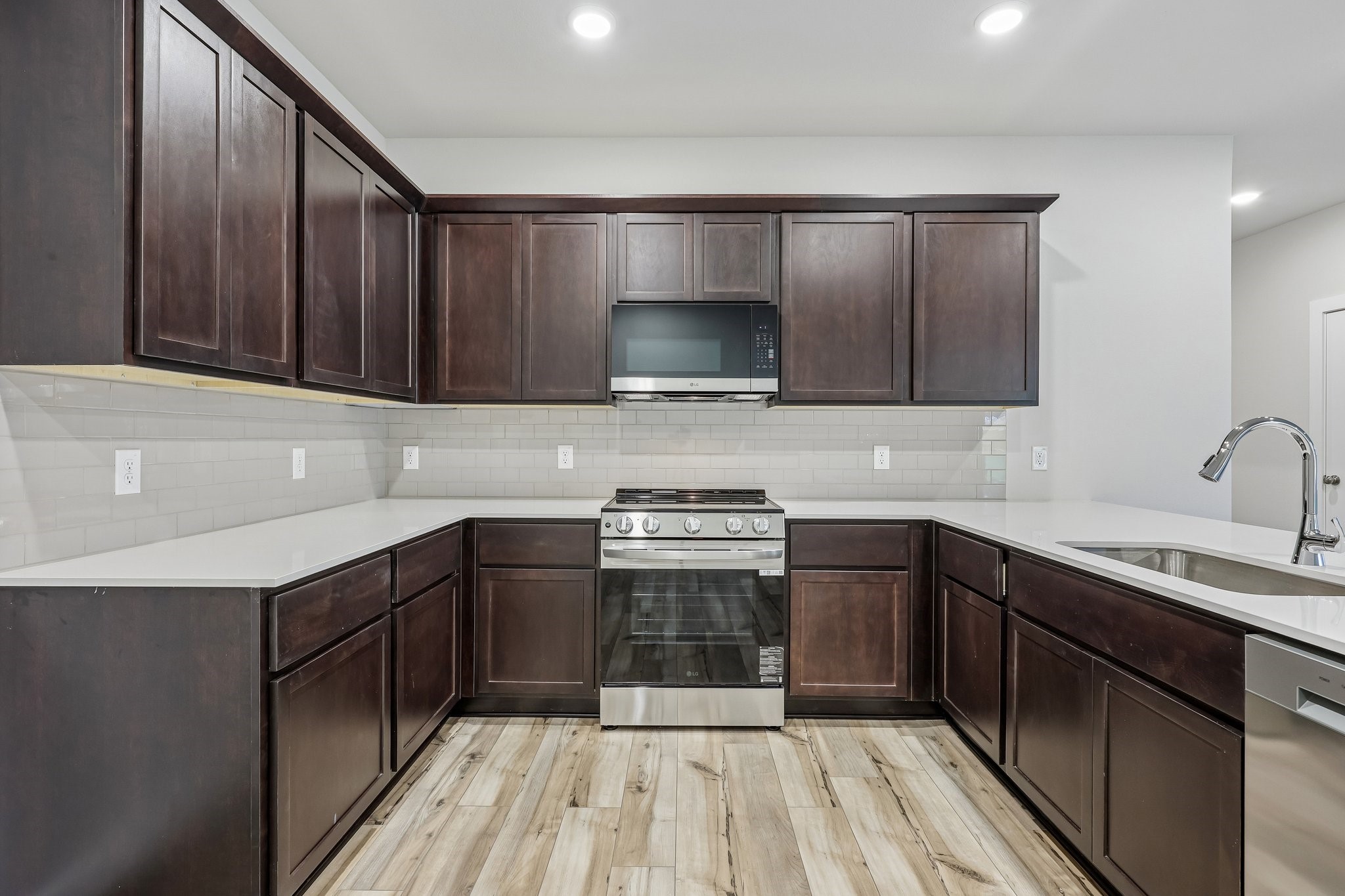 3587 Bronze Oak Terrace Dallas TX 75253