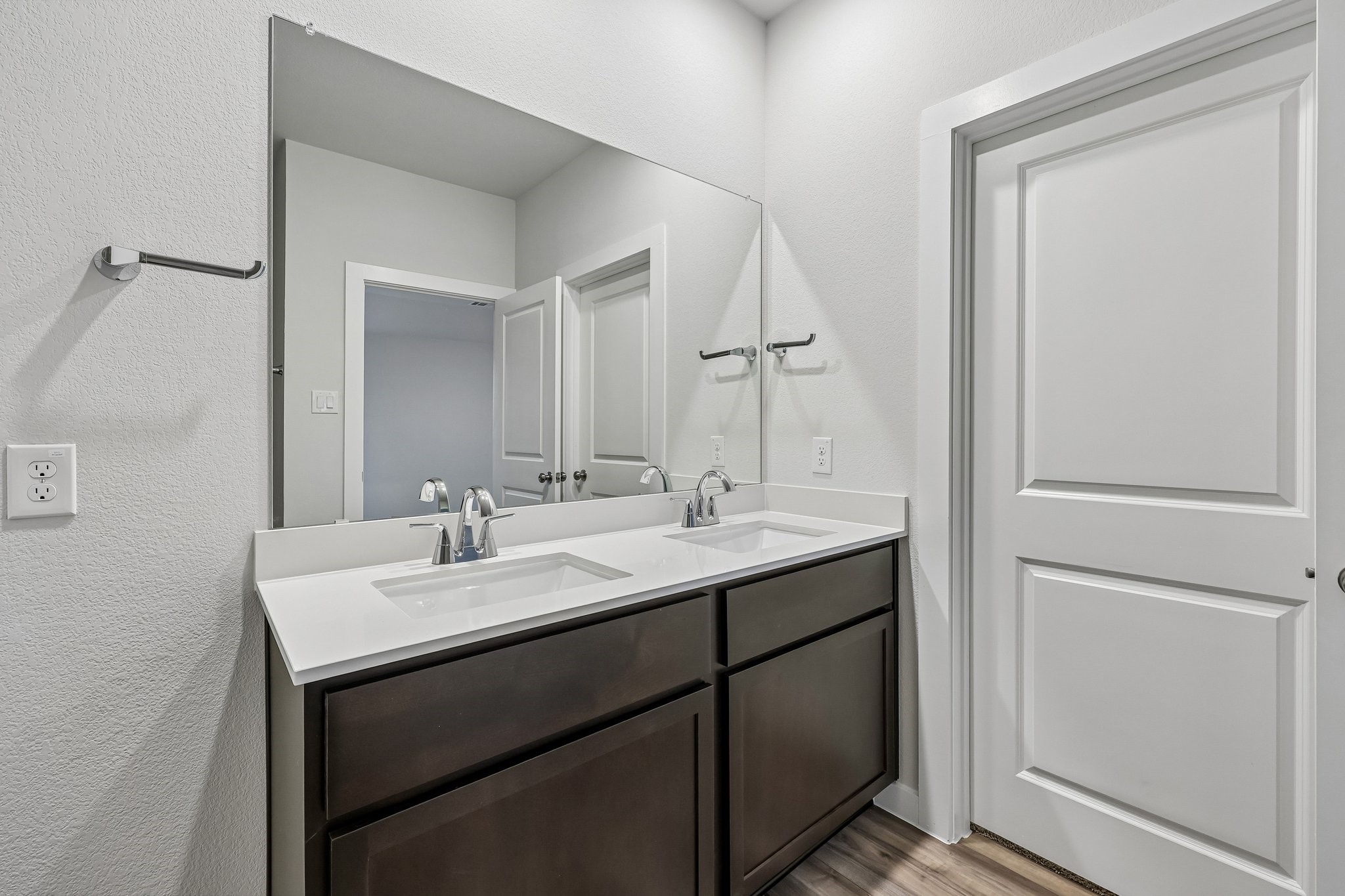3587 Bronze Oak Terrace Dallas TX 75253