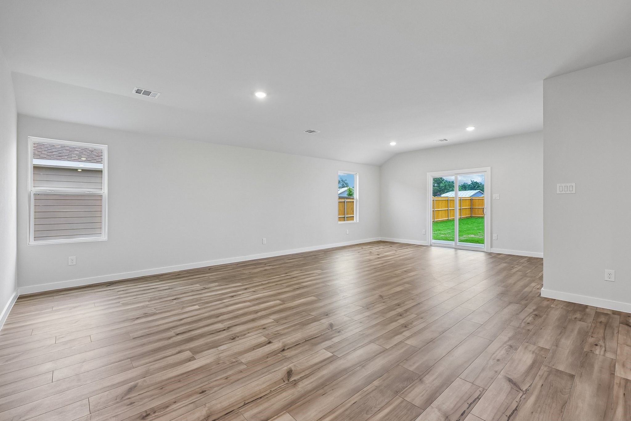 3587 Bronze Oak Terrace Dallas TX 75253