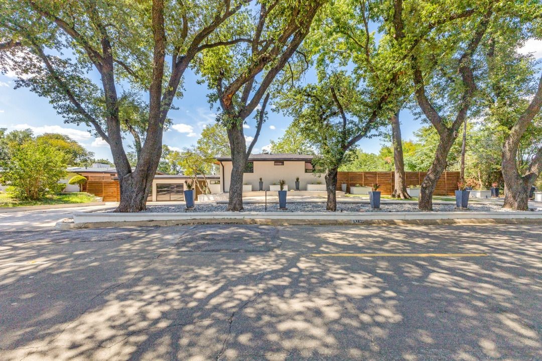 9755 Van Dyke Road Dallas TX 75218