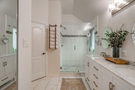 210 Willow Creek Drive Weatherford TX 76085
